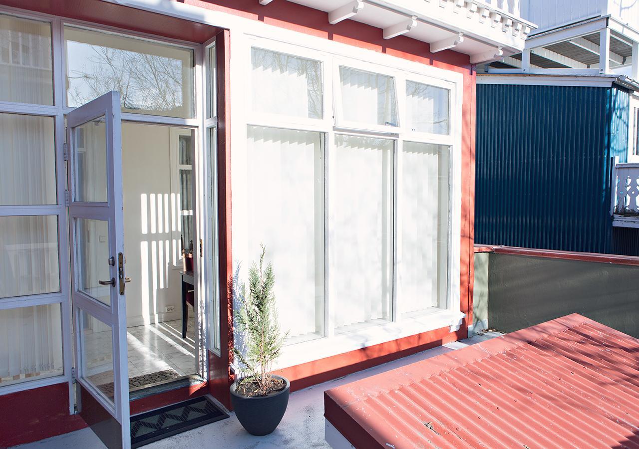 Brattagata Guesthouse Reykjavik Exterior photo